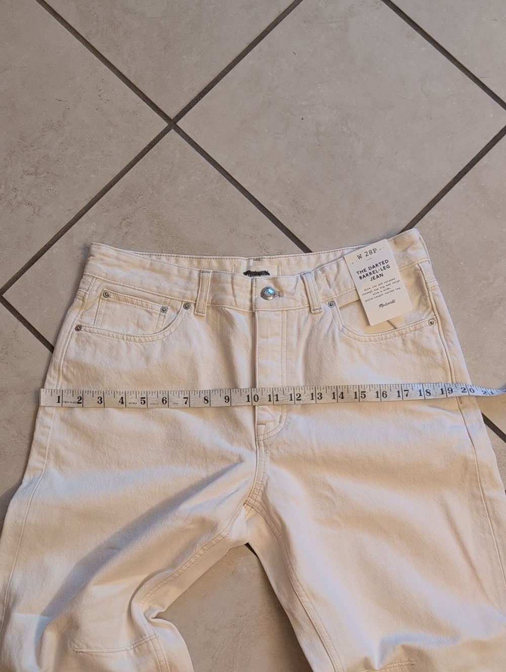 NWT Madewell Petite Darted Barrel-Leg Jean Vintage Canvas White Denim Size 28P - Picture 8 of 13